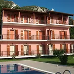 Hotel de apartamente Aronis Benitses (Corfu)