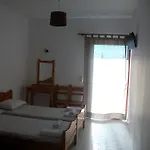 Hotel de apartamente Aronis Benitses (Corfu)