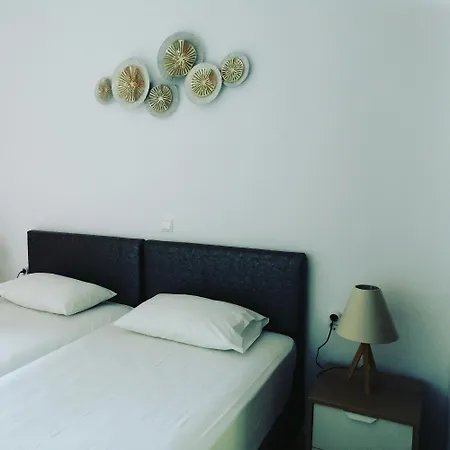 Aronis 4* בניטסס