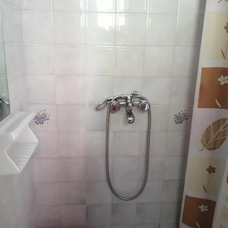 Aparthotel Aronis