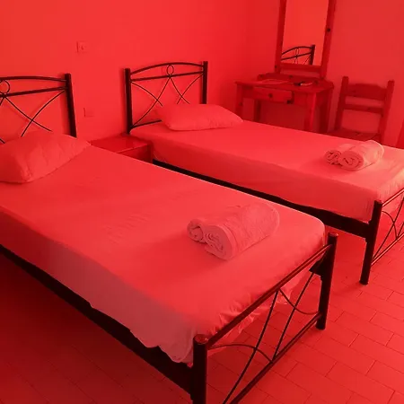 Aronis Aparthotel Benitses (Corfu)