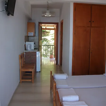 Appart hôtel Aronis Benitses (Corfu)