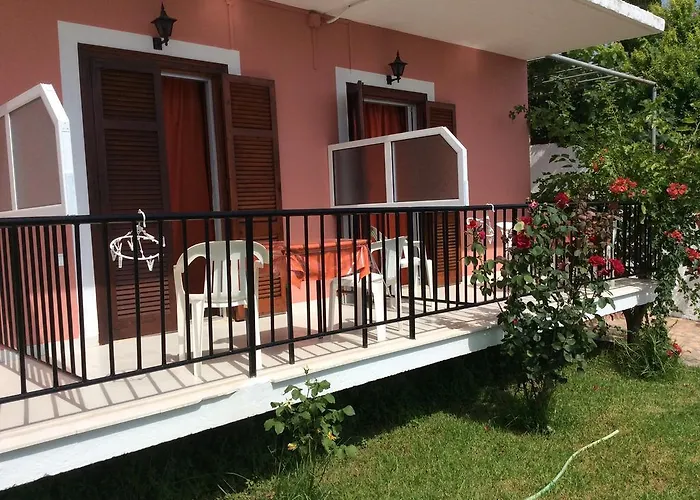 Aronis Apartmanhotel