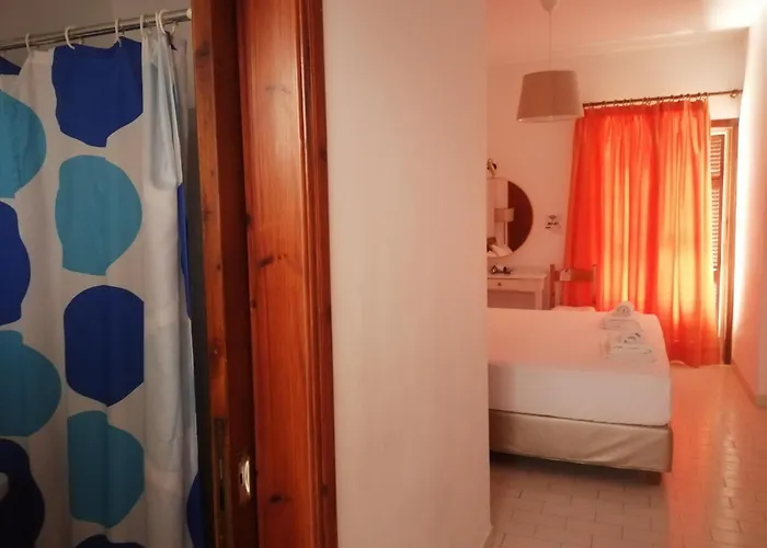 Aronis Hotel apartamentowy 4*