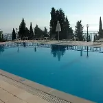 Aparthotel Aronis