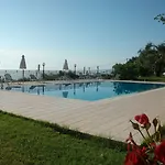 Aparthotel Aronis Benitses (Corfu)