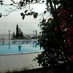 Aparthotel Aronis 4*