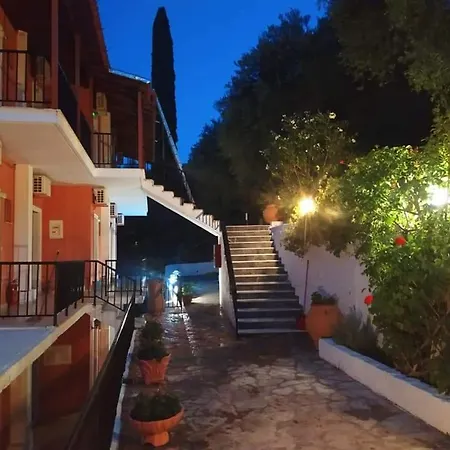 Aronis Apartmanhotel Benícesz