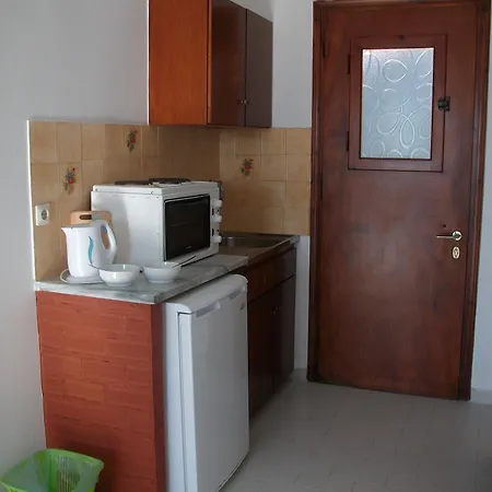 Apart-hotel Aronis