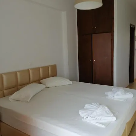 شقة فندقية Aronis 4*