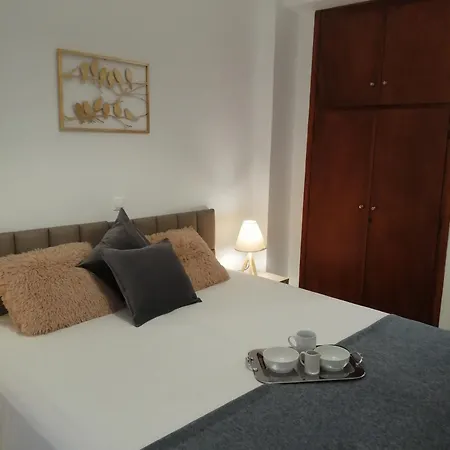 Aronis Apartmanhotel Benícesz