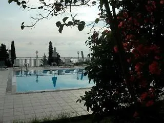 Apartmanhotel Aronis 2*